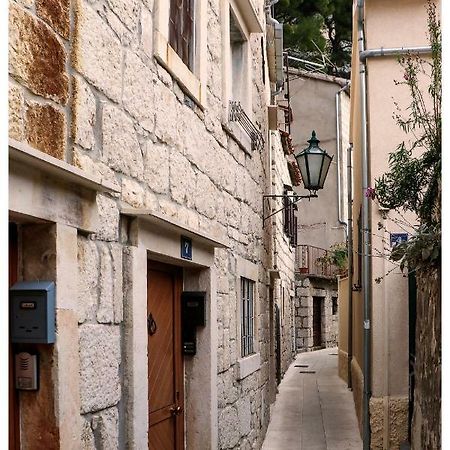 Apartments Mirabella Omiš Esterno foto
